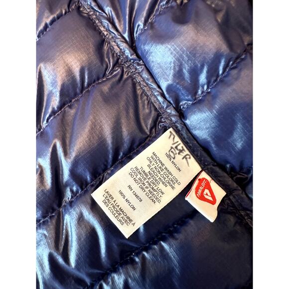 Vineyard Vines Red Packable Puffer Jacket Men’s Small – Lightweight Quilted - Picture 4 of 6